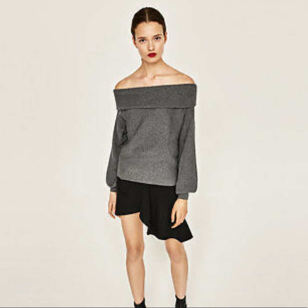 EUC Zara off the shoulder knit sweater